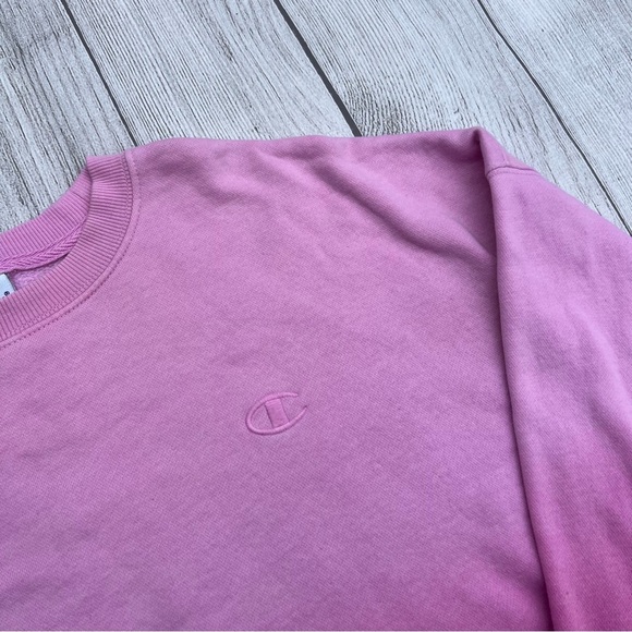 Champion Pink Ombré Cropped Sweater - Picture 2 of 6